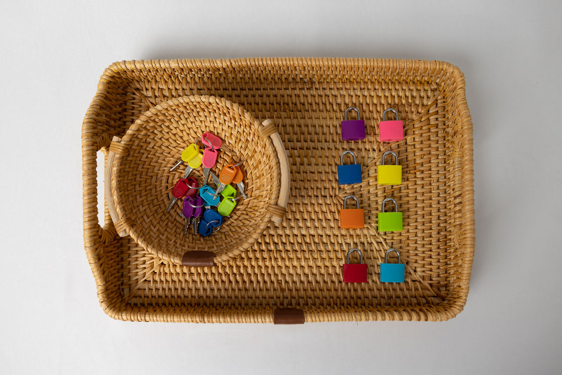 Montessori Trays & Baskets: Info & 6 Top Places to Buy — The