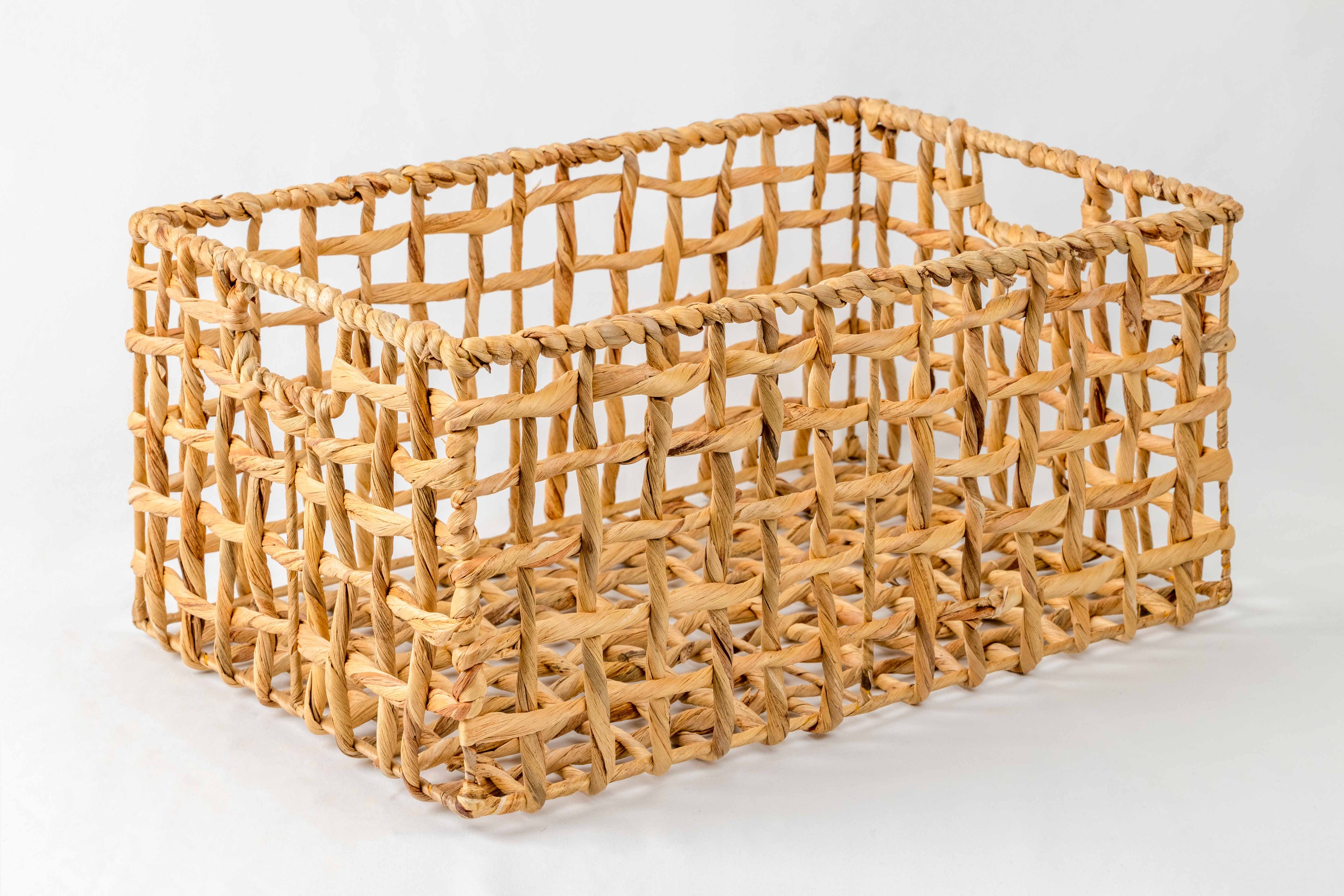 Large water hyacinth basket - Montessori inspired