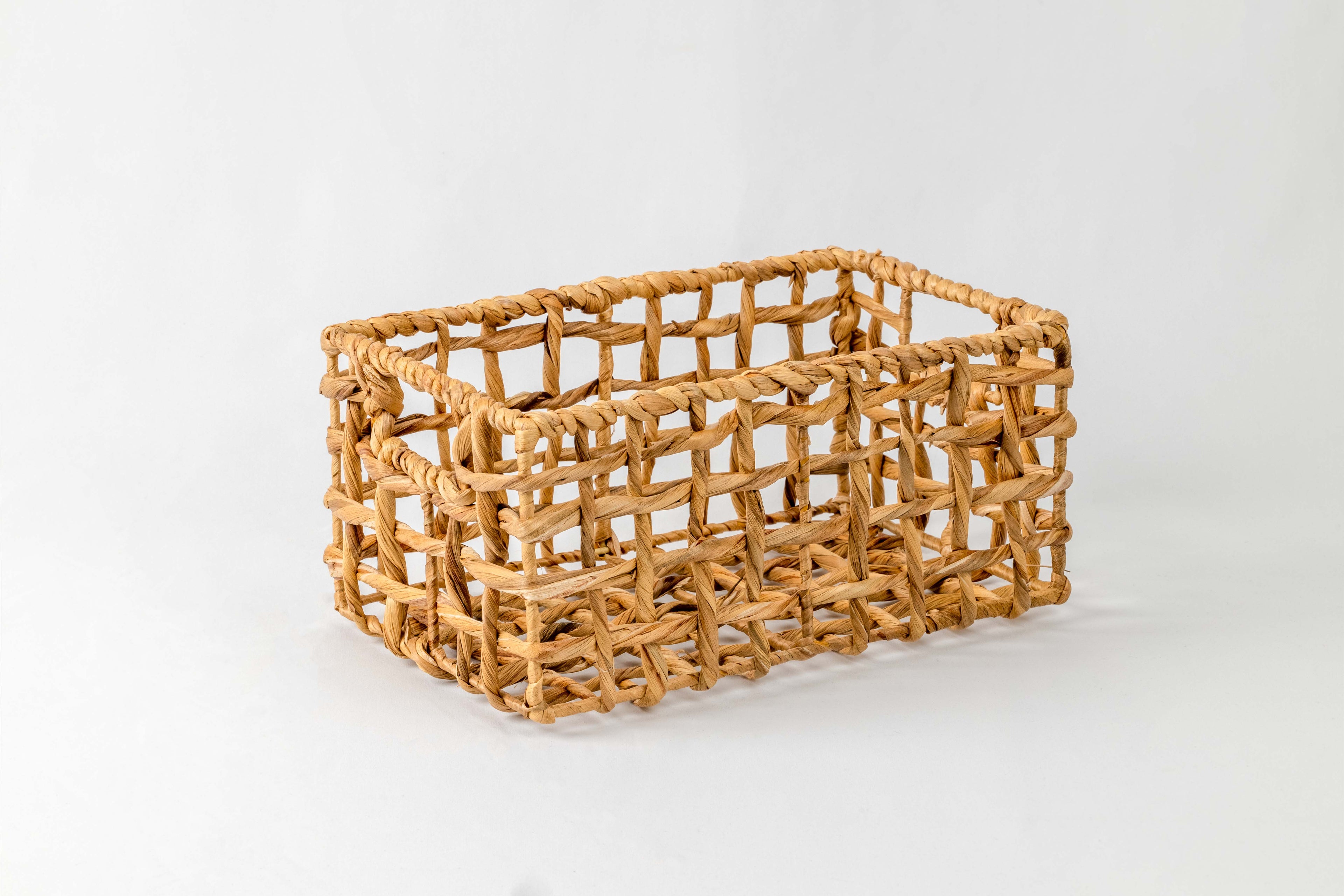 Small water hyacinth basket - Montessori inspired